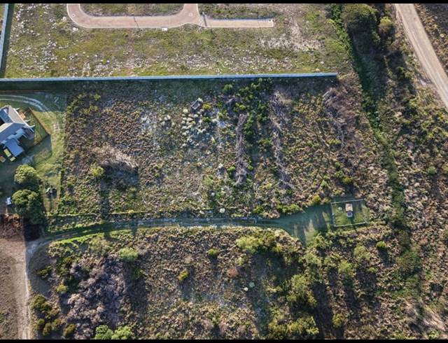 LAND FOR SALE IN ALBERTINIA